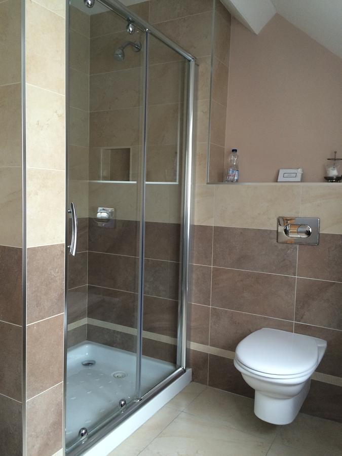 The Britannia Coaching Inn Абърдифи Екстериор снимка